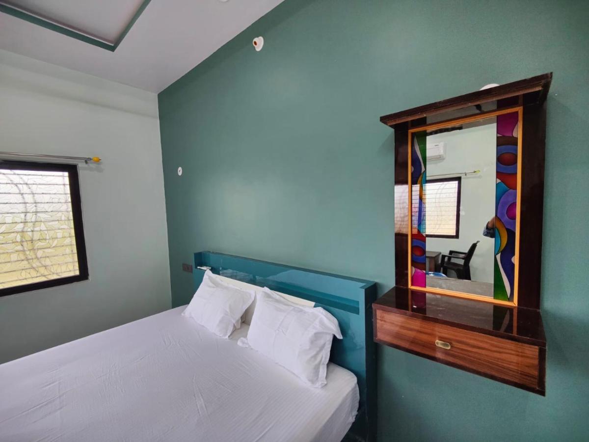 Srinivasa Homestay Hampi Esterno foto